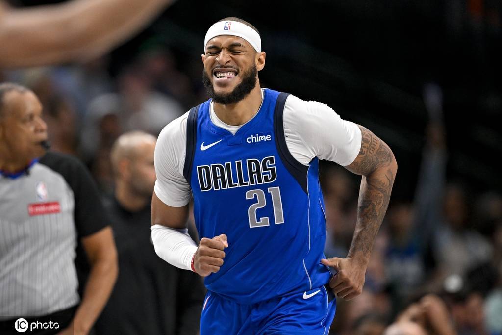 性价比拉满！加福德3年6000万提前续约独行侠